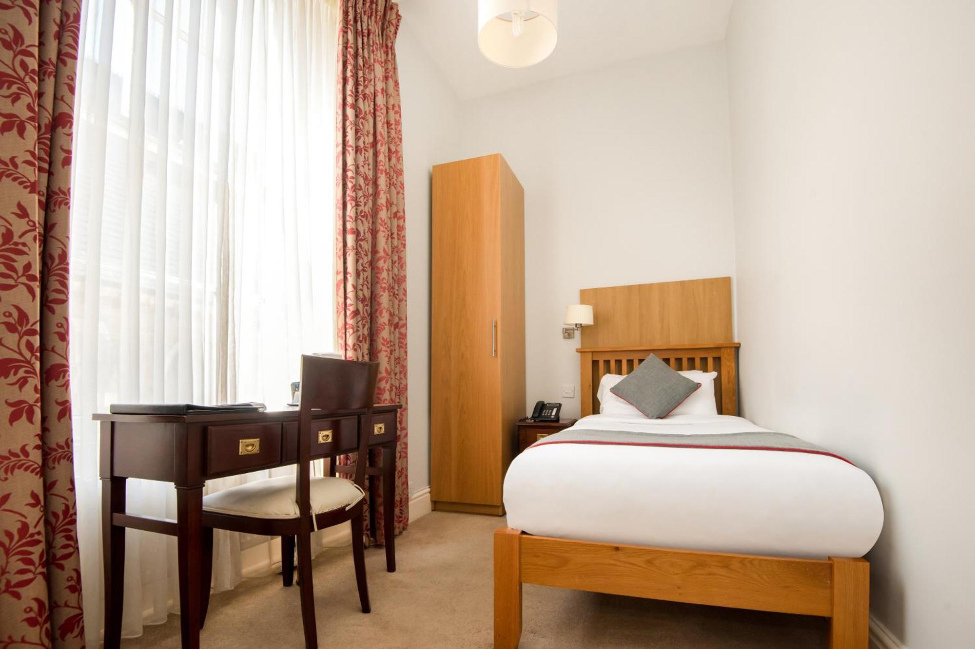Hotel Oyo The Regency, Clifton Bristol Esterno foto