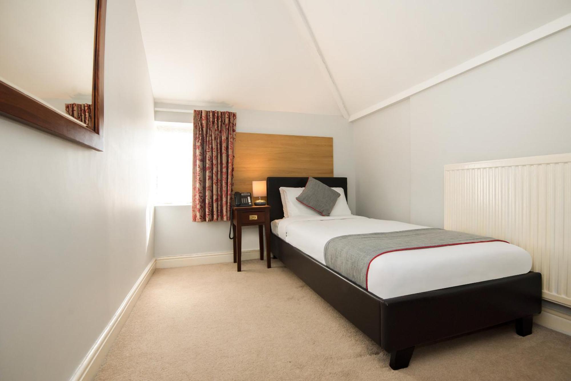 Hotel Oyo The Regency, Clifton Bristol Esterno foto