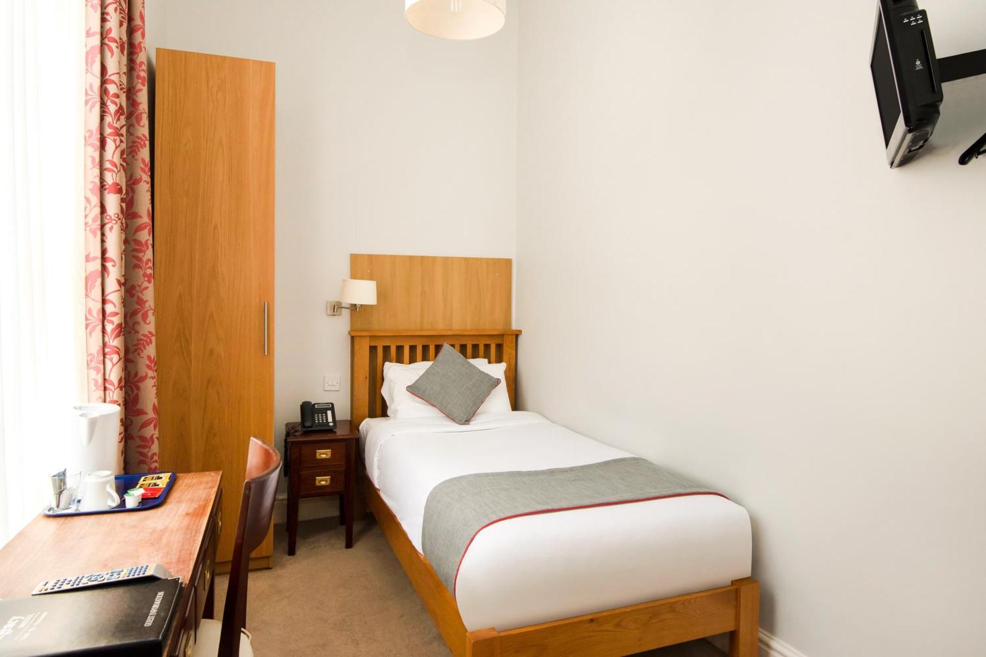 Hotel Oyo The Regency, Clifton Bristol Esterno foto