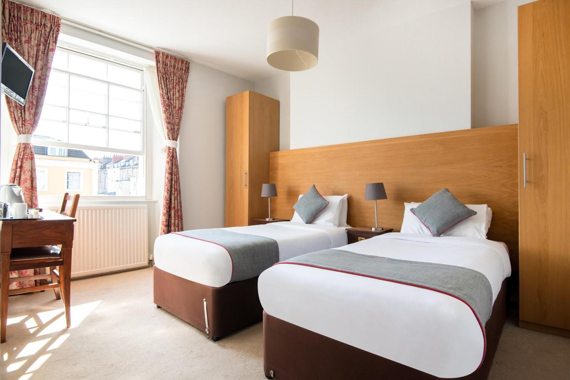 Hotel Oyo The Regency, Clifton Bristol Esterno foto